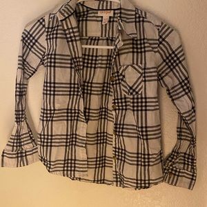 Black & White Flannel Long Sleeve